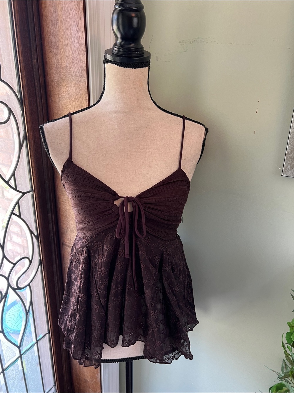 Kirious Los Angeles Lace Tie-Front Camisole with Adjustable Spaghetti Straps